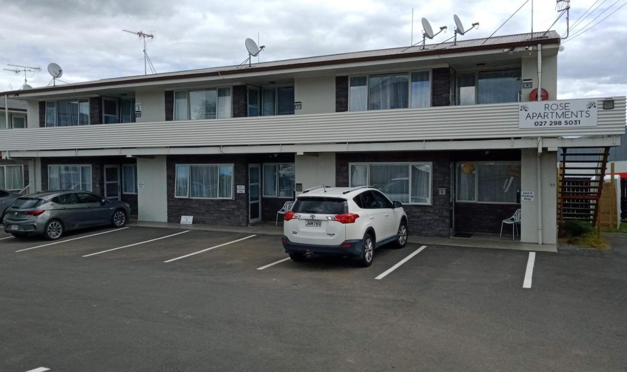 Rose Apartments Hamilton Exterior photo