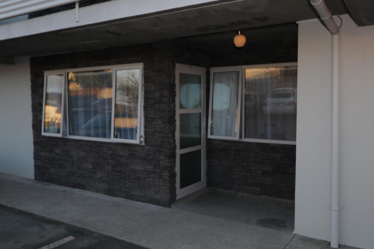 Rose Apartments Hamilton Exterior photo
